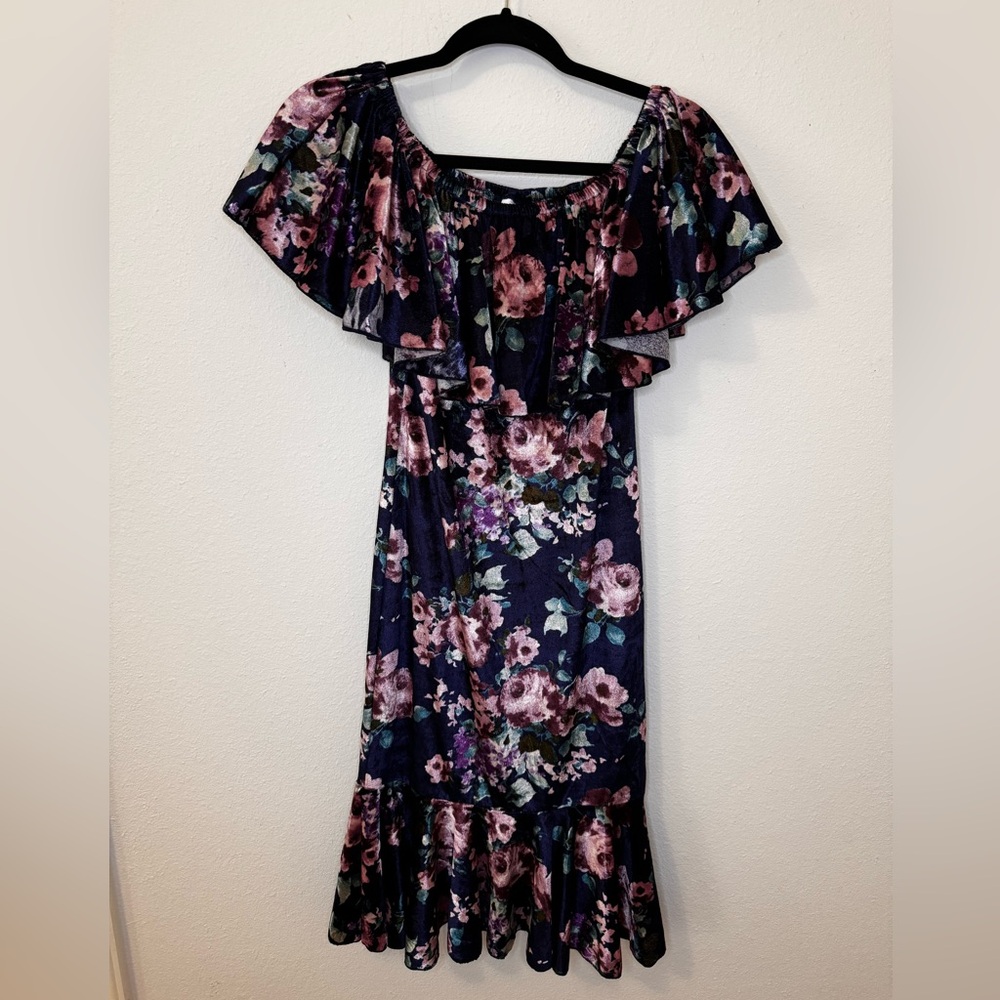NEW LuLaRoe Cici Medium Floral Dress Stretchy On or Off Shoulder